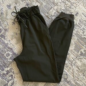 “On the Fly” Jogger Pants - Forest Green